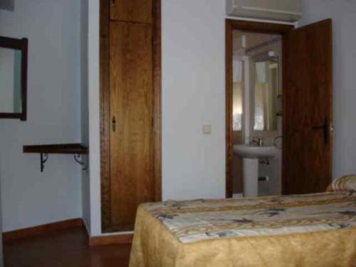 نافالكارنيرو Hostal Cruz Verde الغرفة الصورة